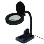 مكبرة مع ضوء  LED   A 139